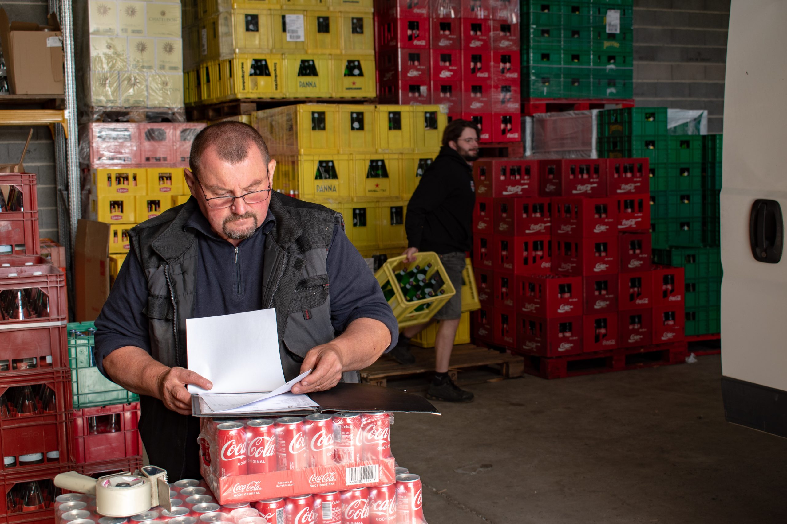 Chargement de cargaison par Fresquet Boissons, distributeur de boissons dans le Lot et la Dordogne